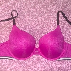 Victoria’s Secret perfect shape bra